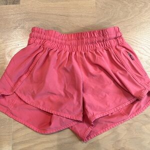 Lululemon tracker short